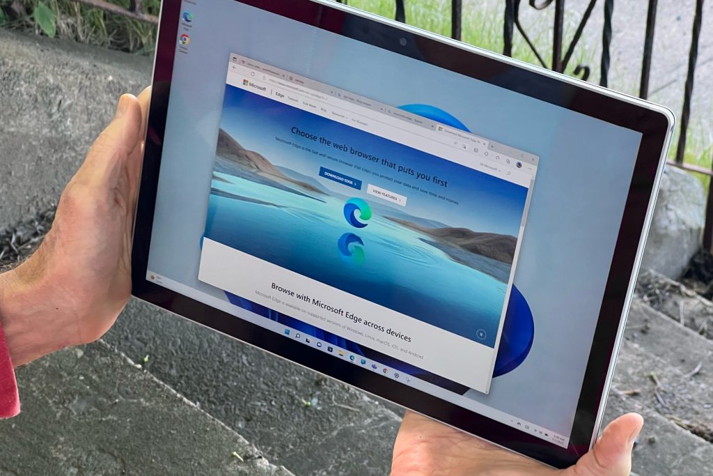 Microsoft just killed one of the coolest features of its Edge browser to favor more AI